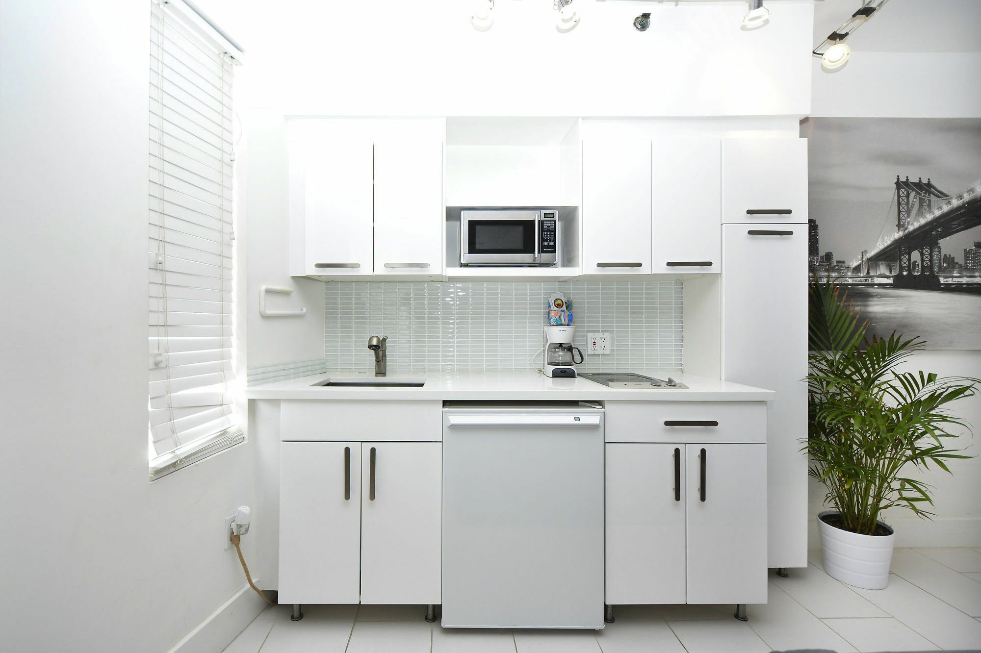 Sunrise Court Apartment