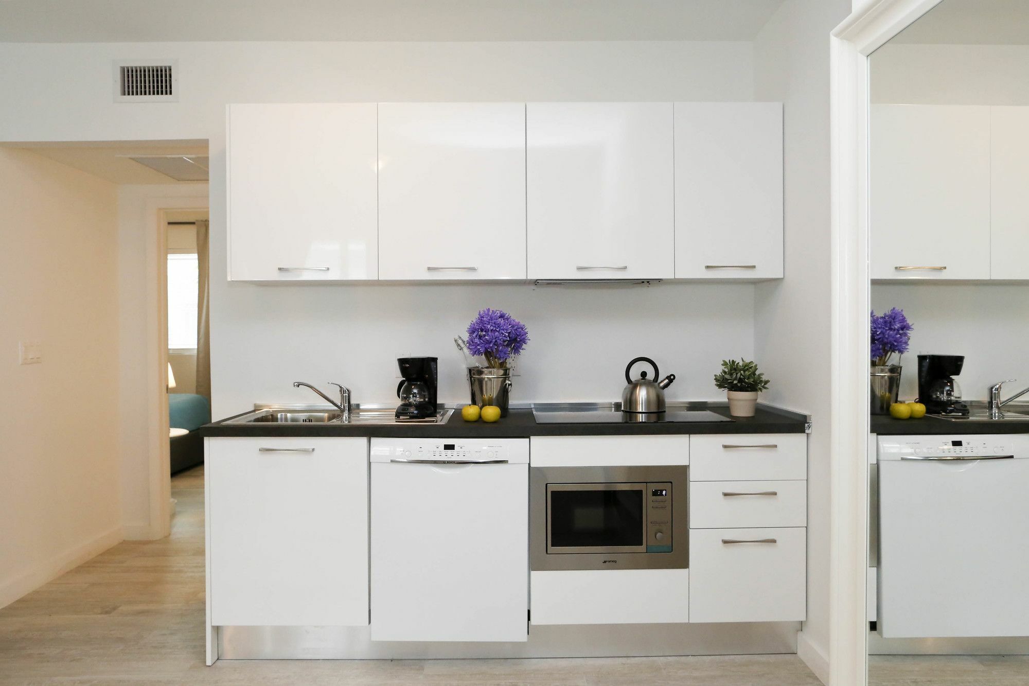 Apartment Delfino Suites South Beach By Red Group *