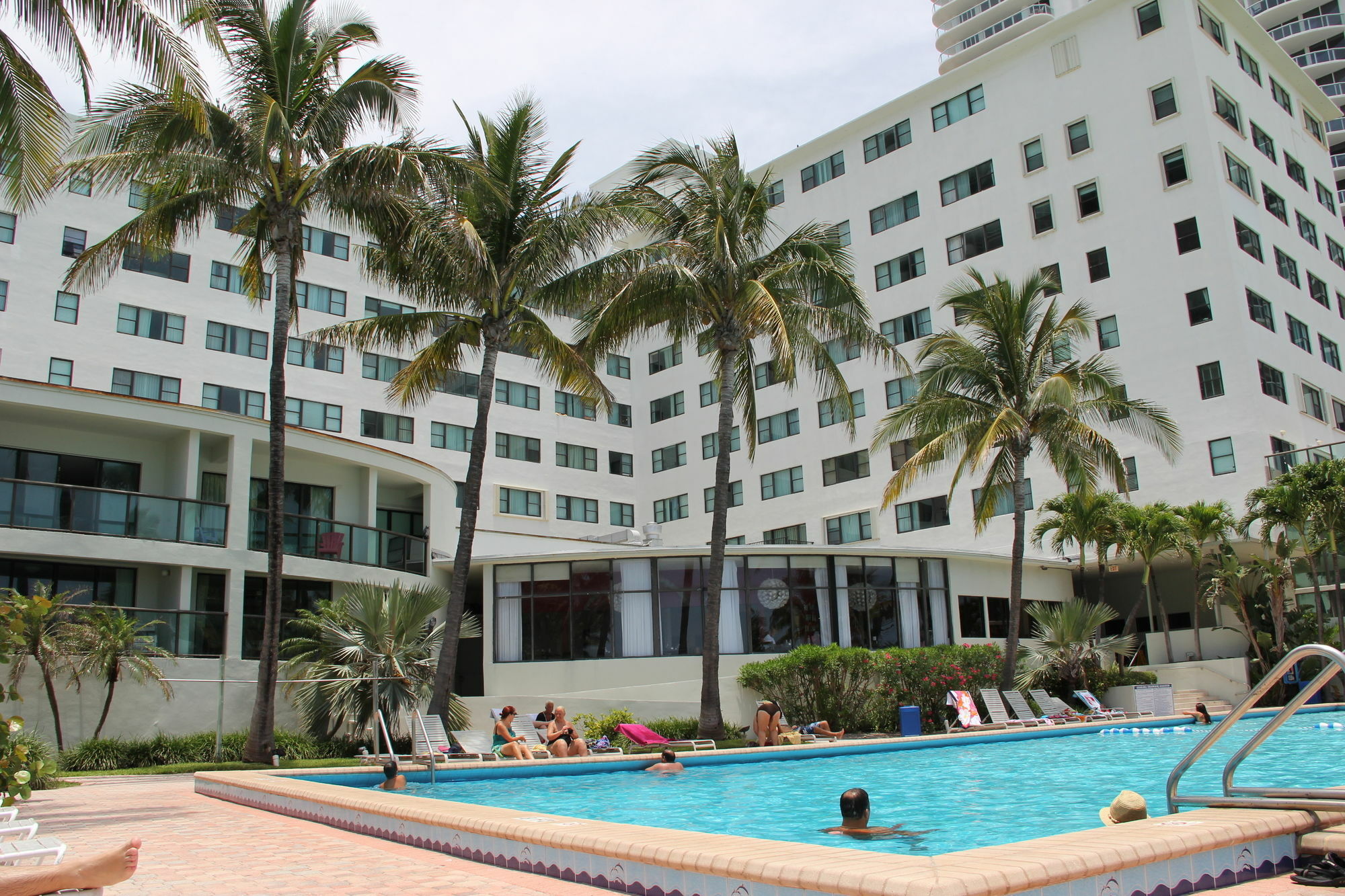 Private Apartments At The Casablanca