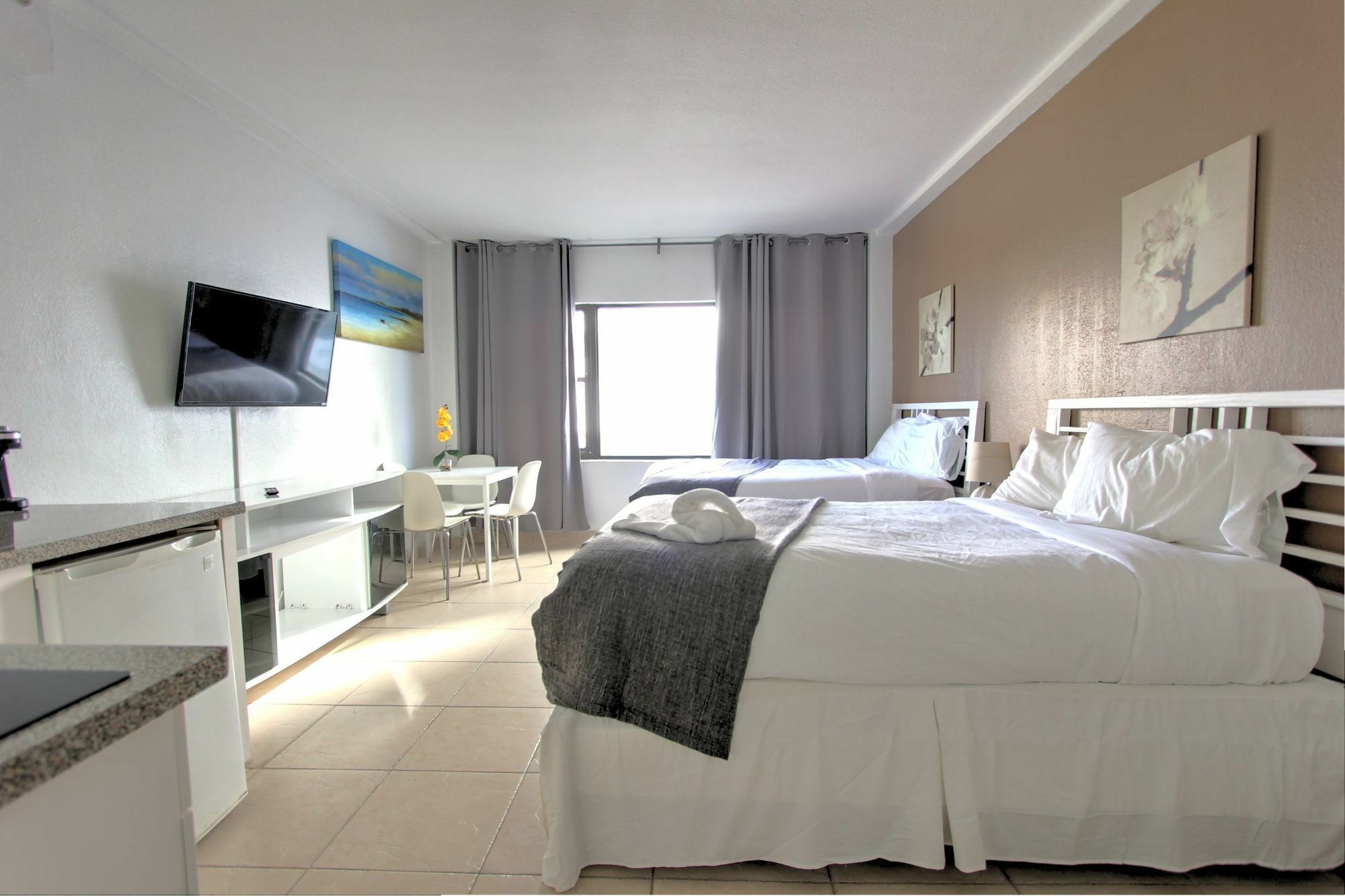 Hotel Private Apartments At The Casablanca Miami Beach