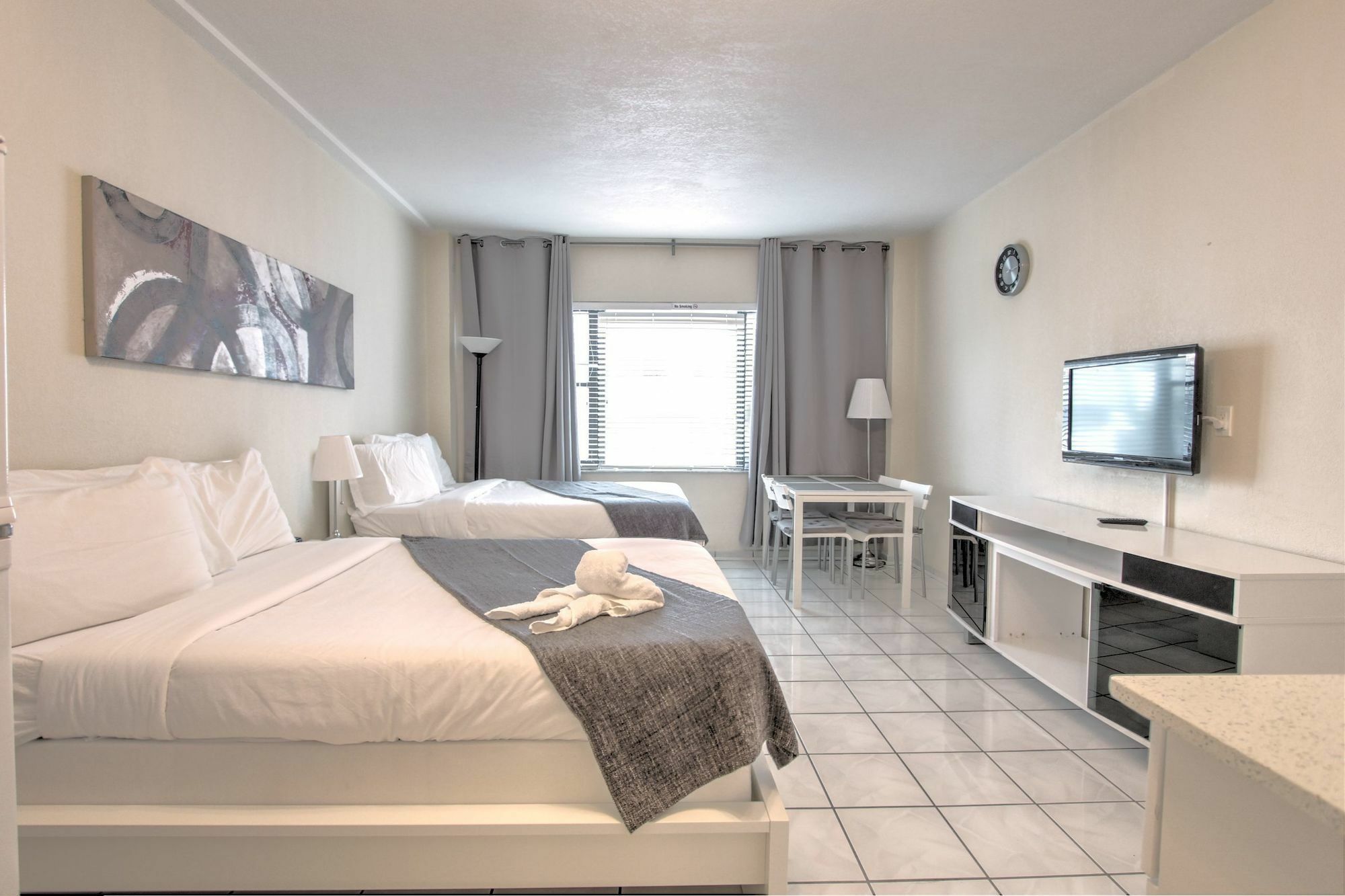 Hotel Private Apartments At The Casablanca Miami Beach