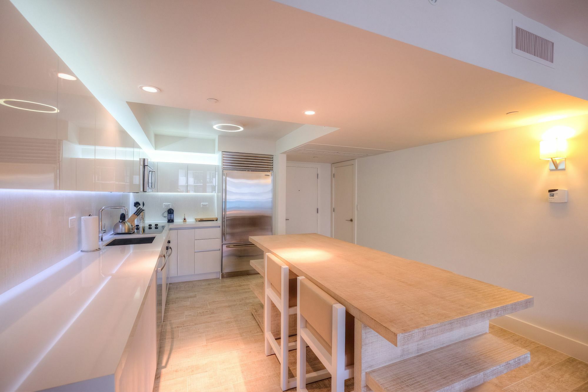 Private Residences 102 24th St Apartment *