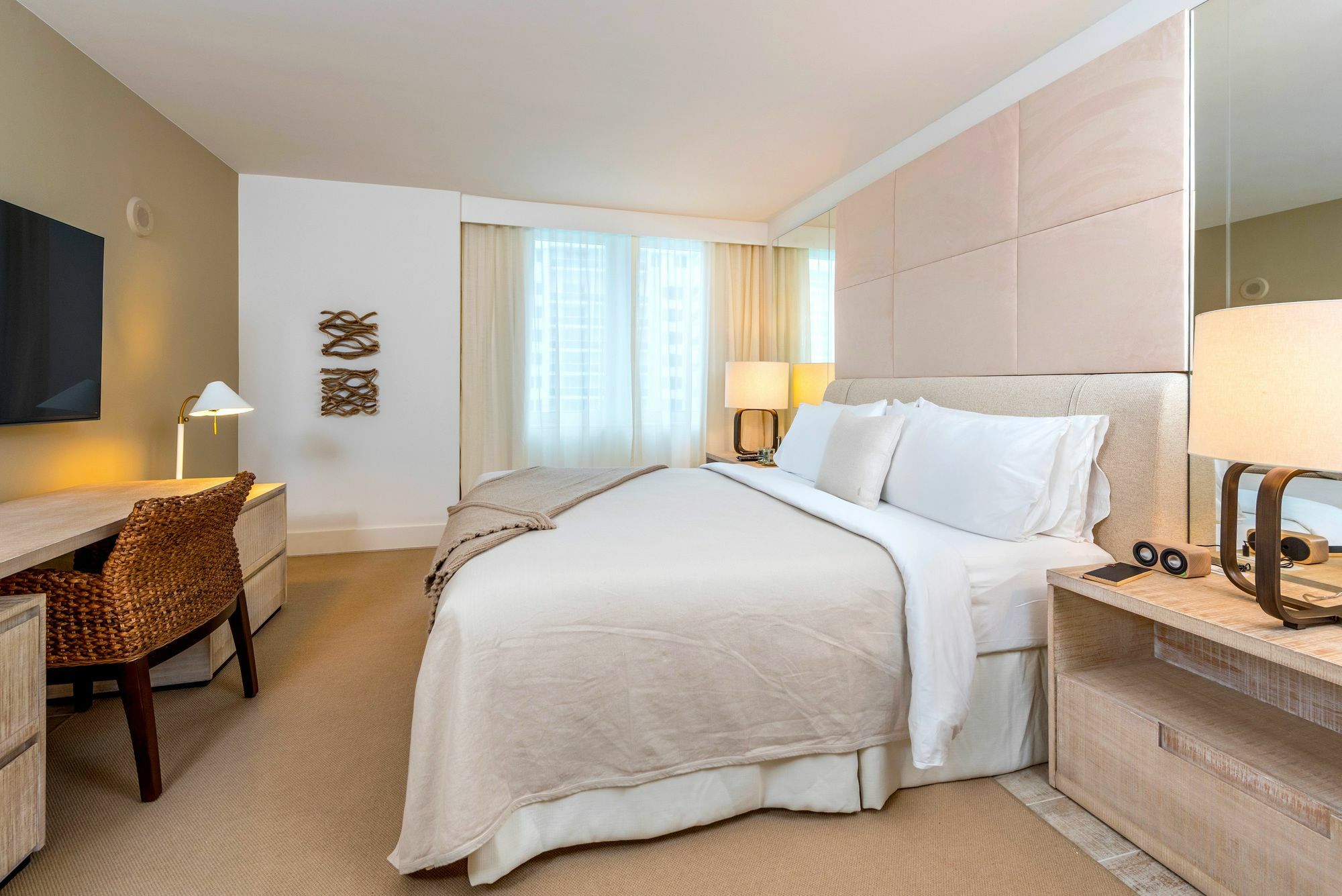 Private Residences 102 24th St Apartment *