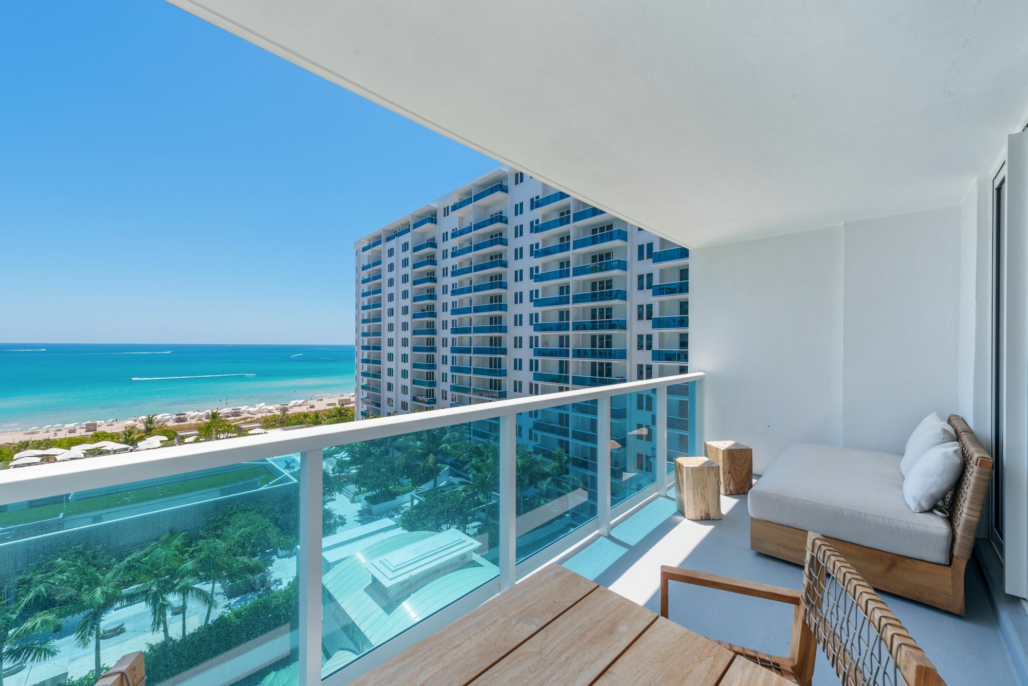 Private Residences 102 24th St * Miami Beach