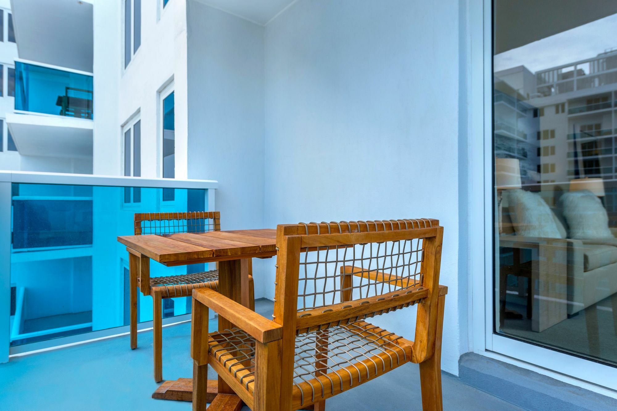 Private Residences 102 24th St * Miami Beach