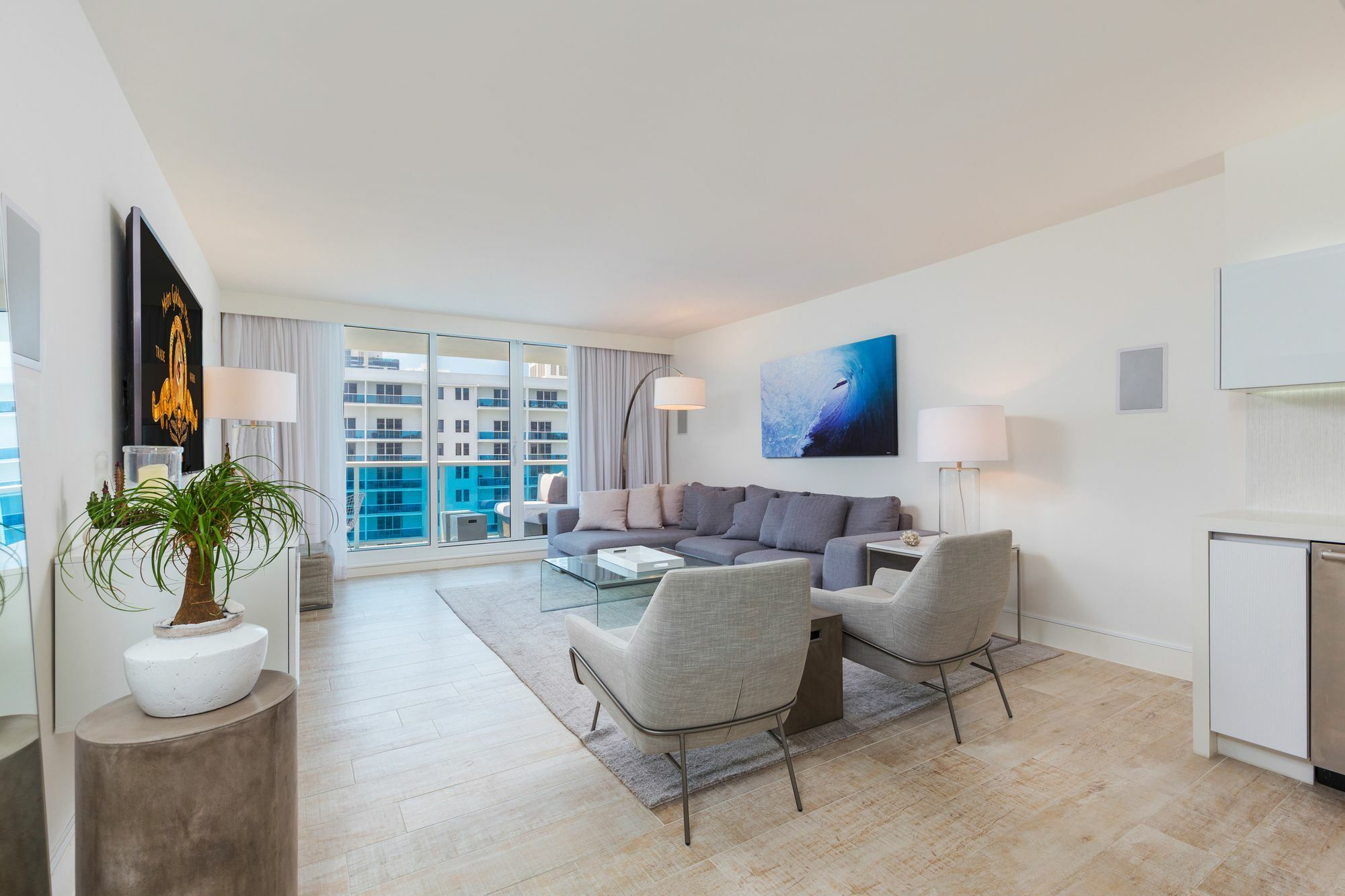 Private Residences 102 24th St Apartment *