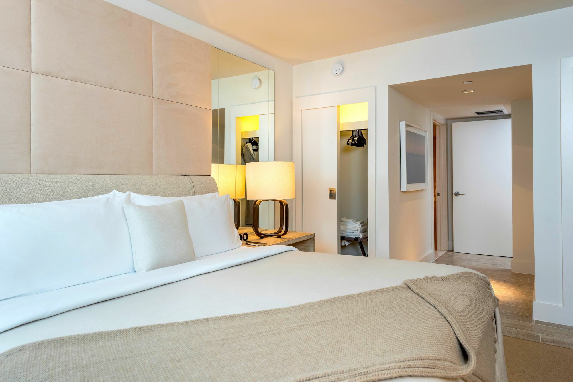 Private Residences 102 24th St Apartment Miami Beach
