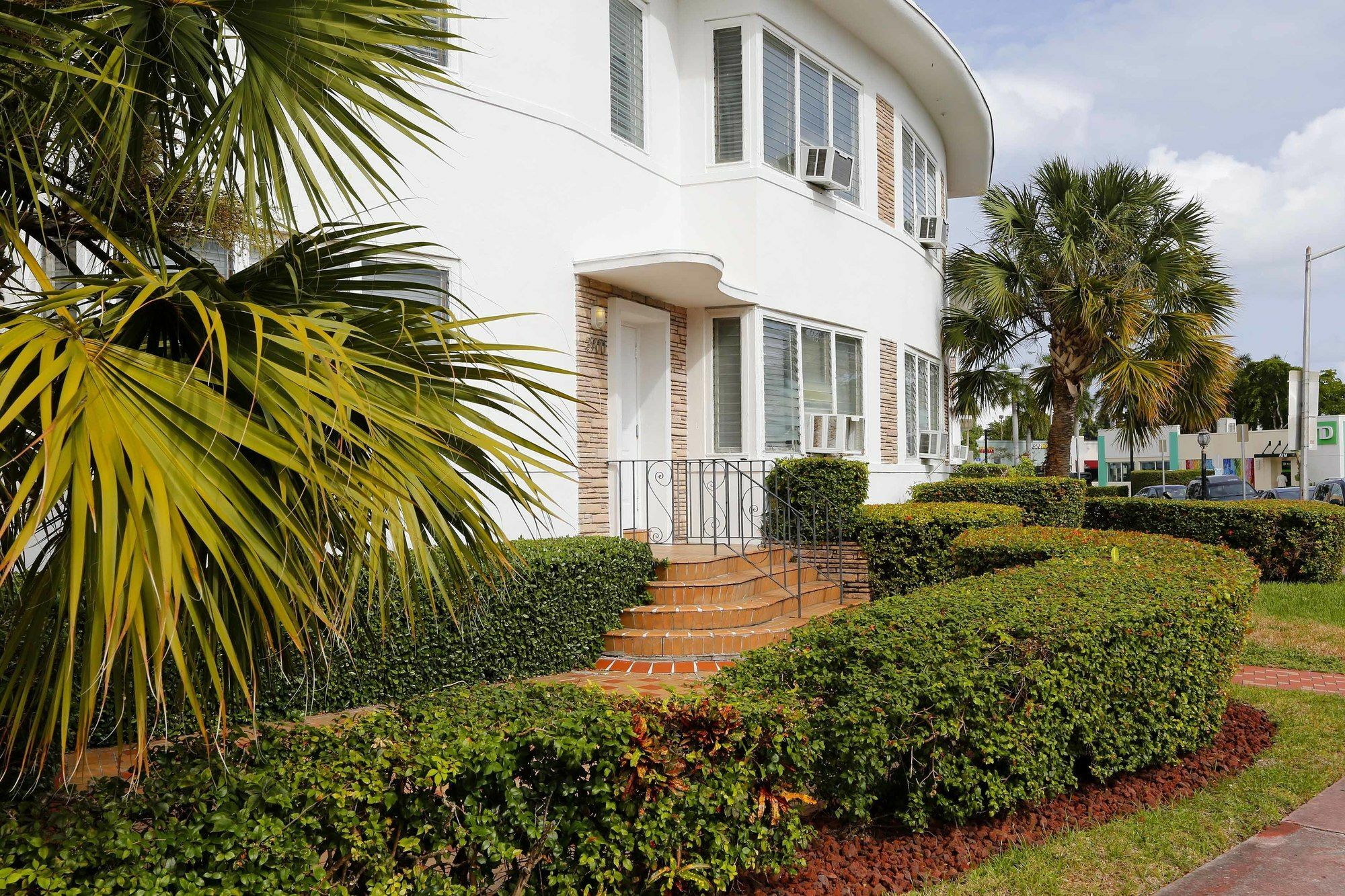 Pellicano Suites Miami Beach Apartment *
