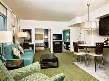 Hilton Grand Vacations At South Beach 3* Miami Beach