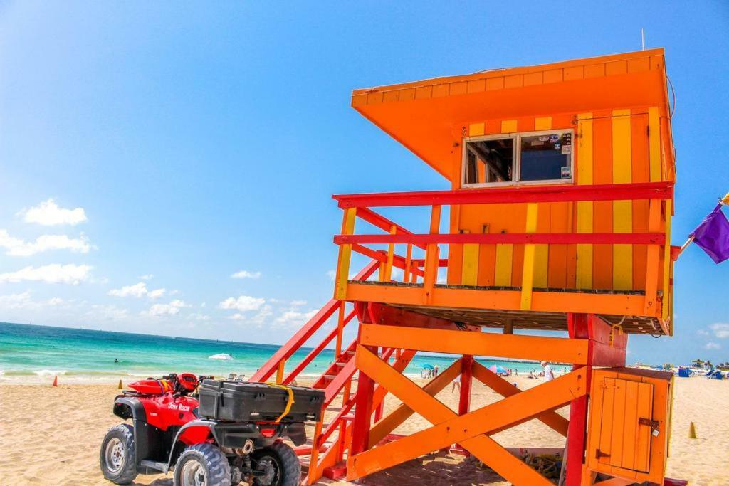 Two Bedroom Two Bath 2 Block To Beach