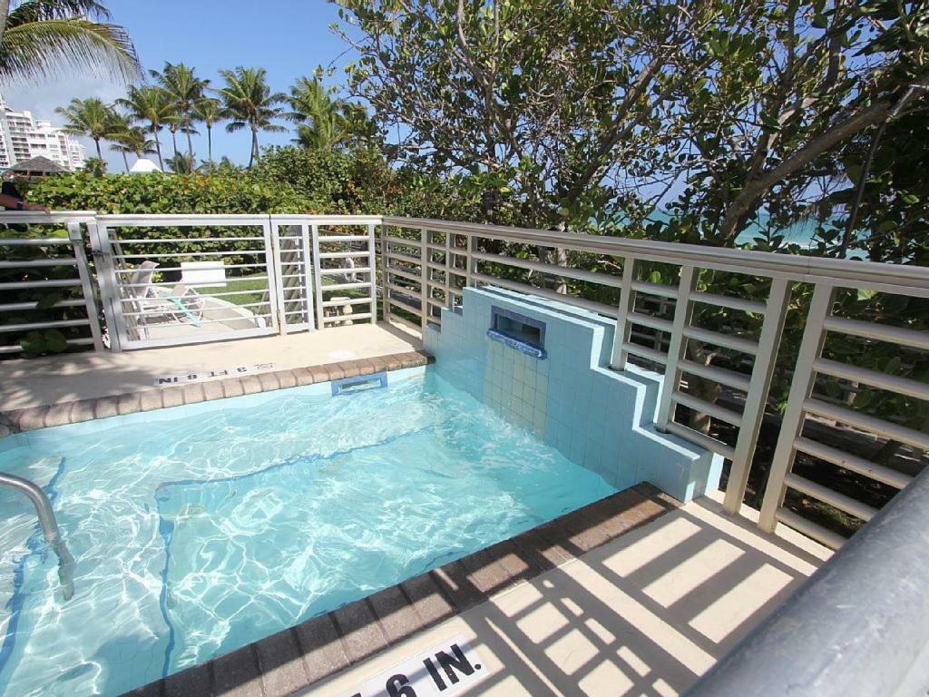 On The Beach For 6 Peoples With Balcony * Miami Beach