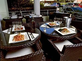 Hotel Shepley South 3*