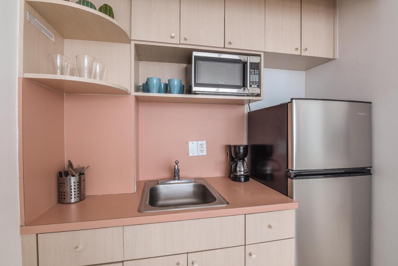 Castle Beach Suites By Vacation Media Miami Beach