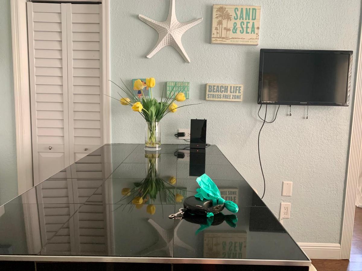 Sun Sand And Love - 1 Bed, 2 Bath Apartment *