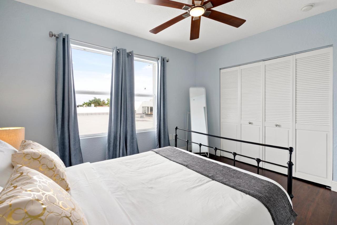 Welworth Units Miami Apartment