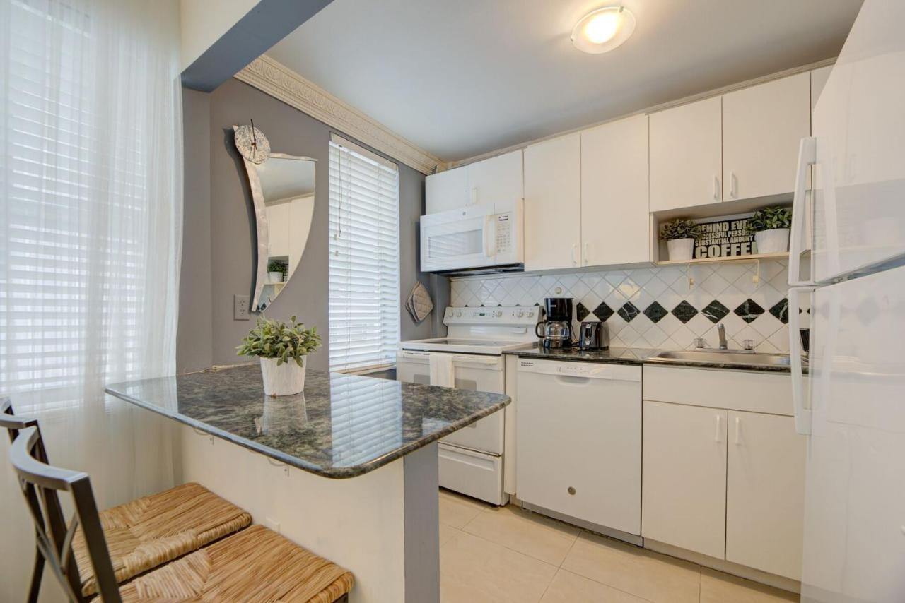 918 Ocean Drive Apartment *