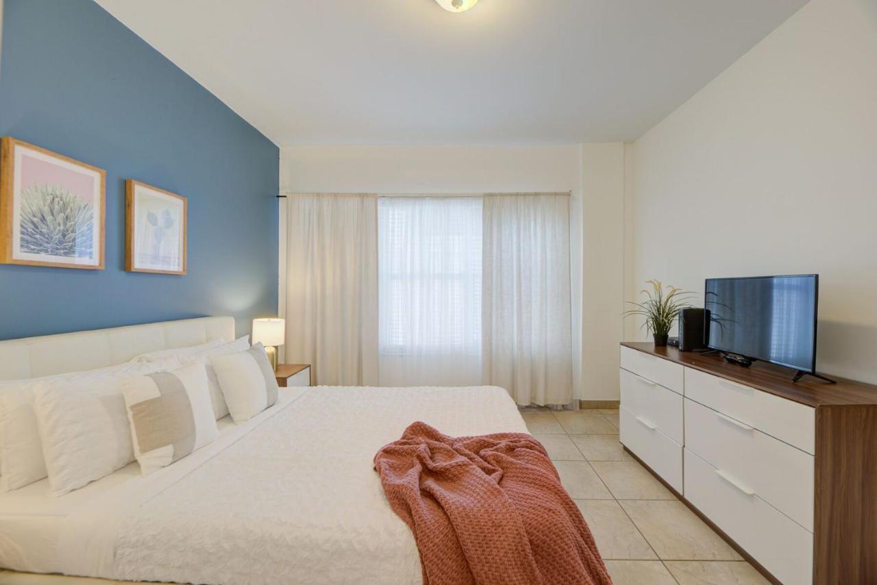 Apartment 918 Ocean Drive