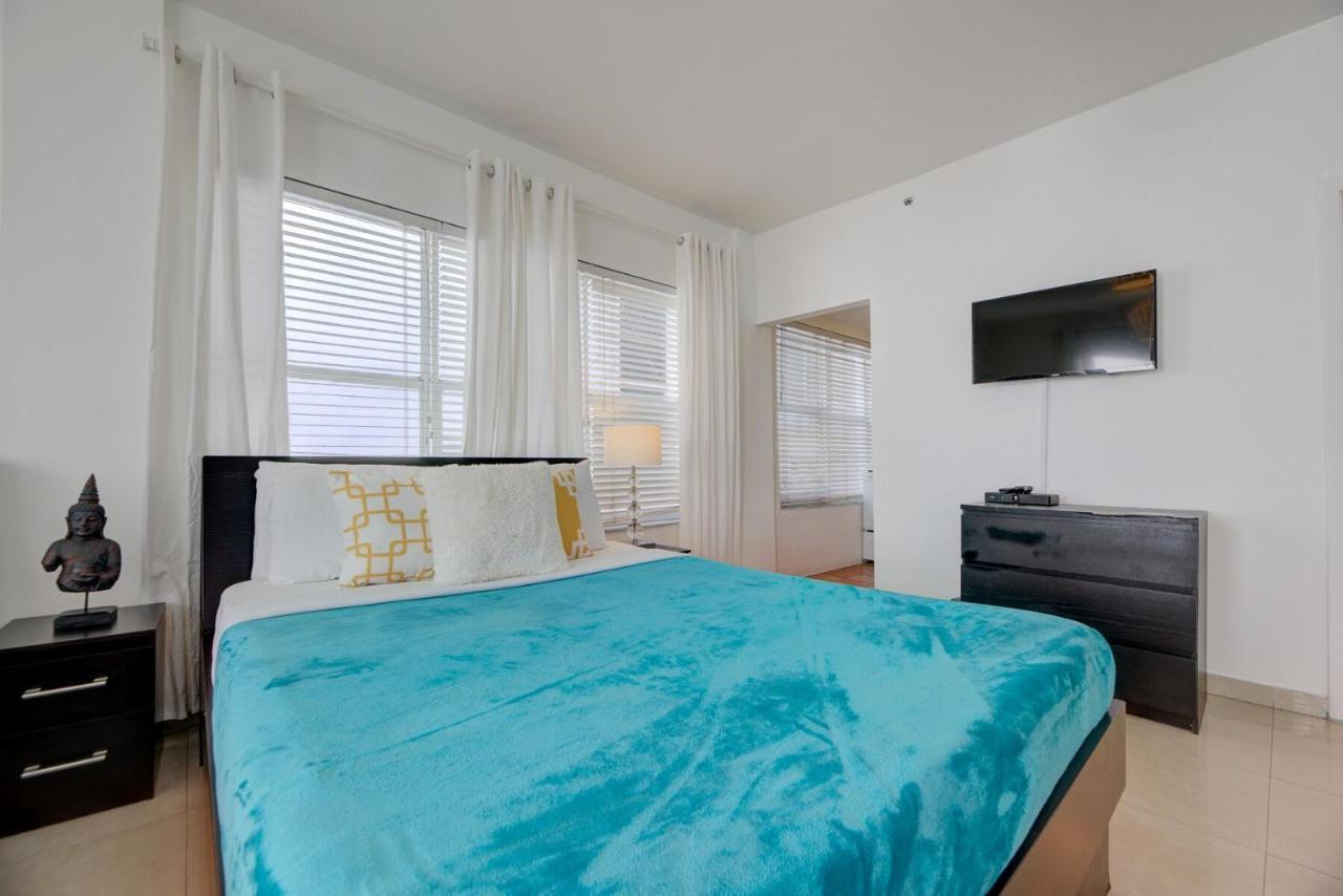918 Ocean Drive Apartment