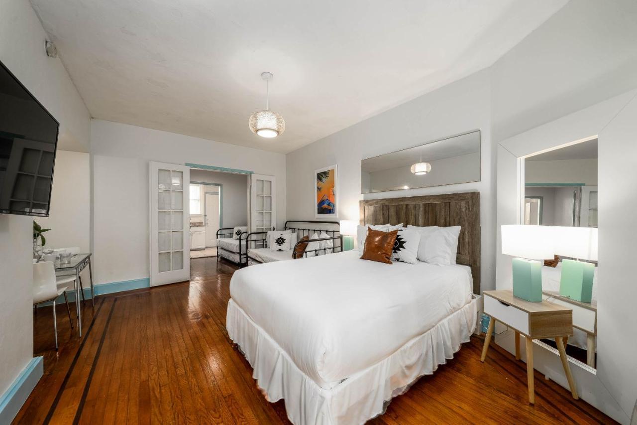 Paradiso Apartment *