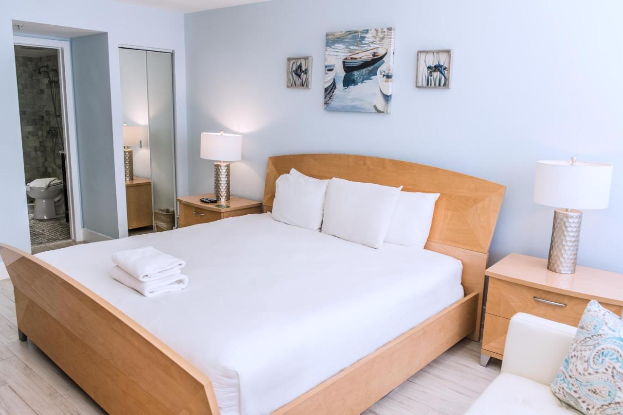 Alexander By Design Aparthotel