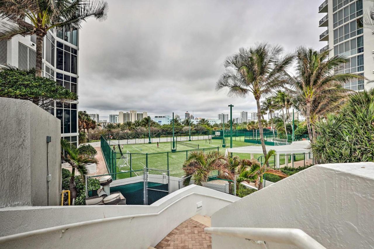 Sunny Isles High Rise With And Pool Access Apartment
