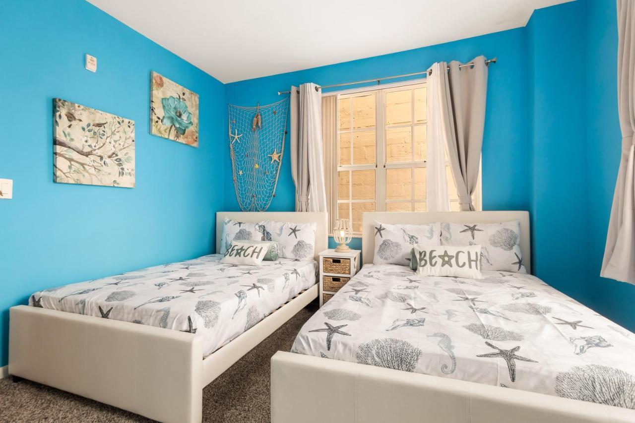 Apartment Next The On 7th And Collins Ave *