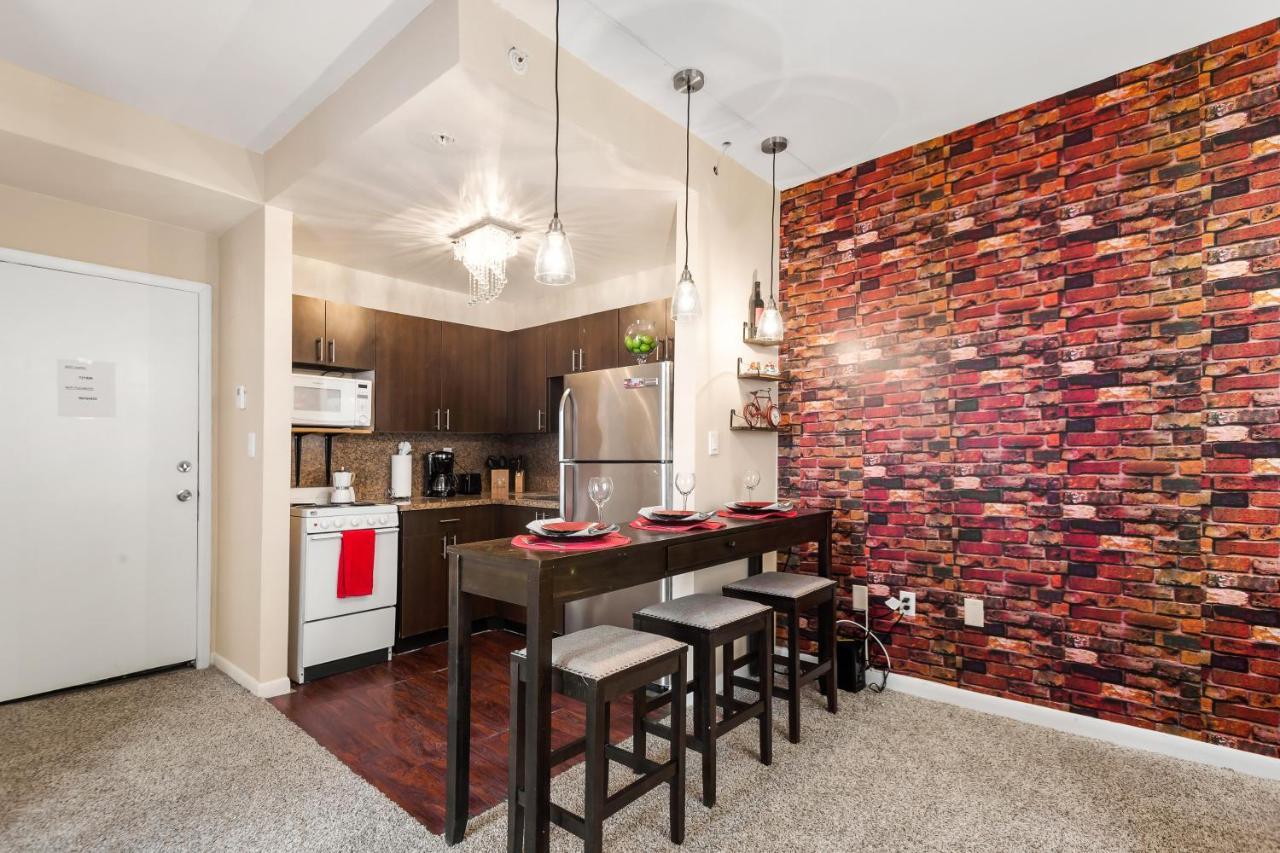 Next The On 7th And Collins Ave Apartment *
