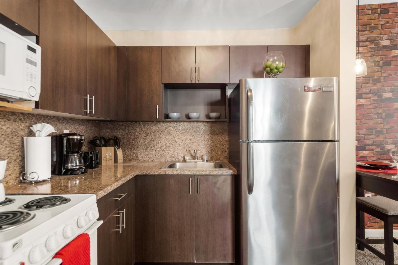 Next The On 7th And Collins Ave Apartment