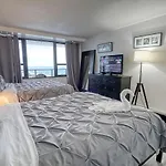 Deluxe Apartments By South Florida Vacations