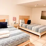 Castle Pavillon 8 Beachfront - Private Beach Access Loft With 2-Story, Pool, Tennis, Free Parking Access