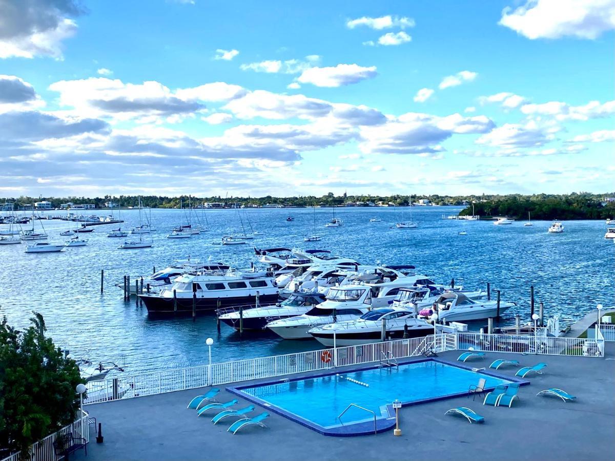 Modern Waterfront With Miami Skyline View, Free Parking 5 Mins Drive To Miami Miami Beach