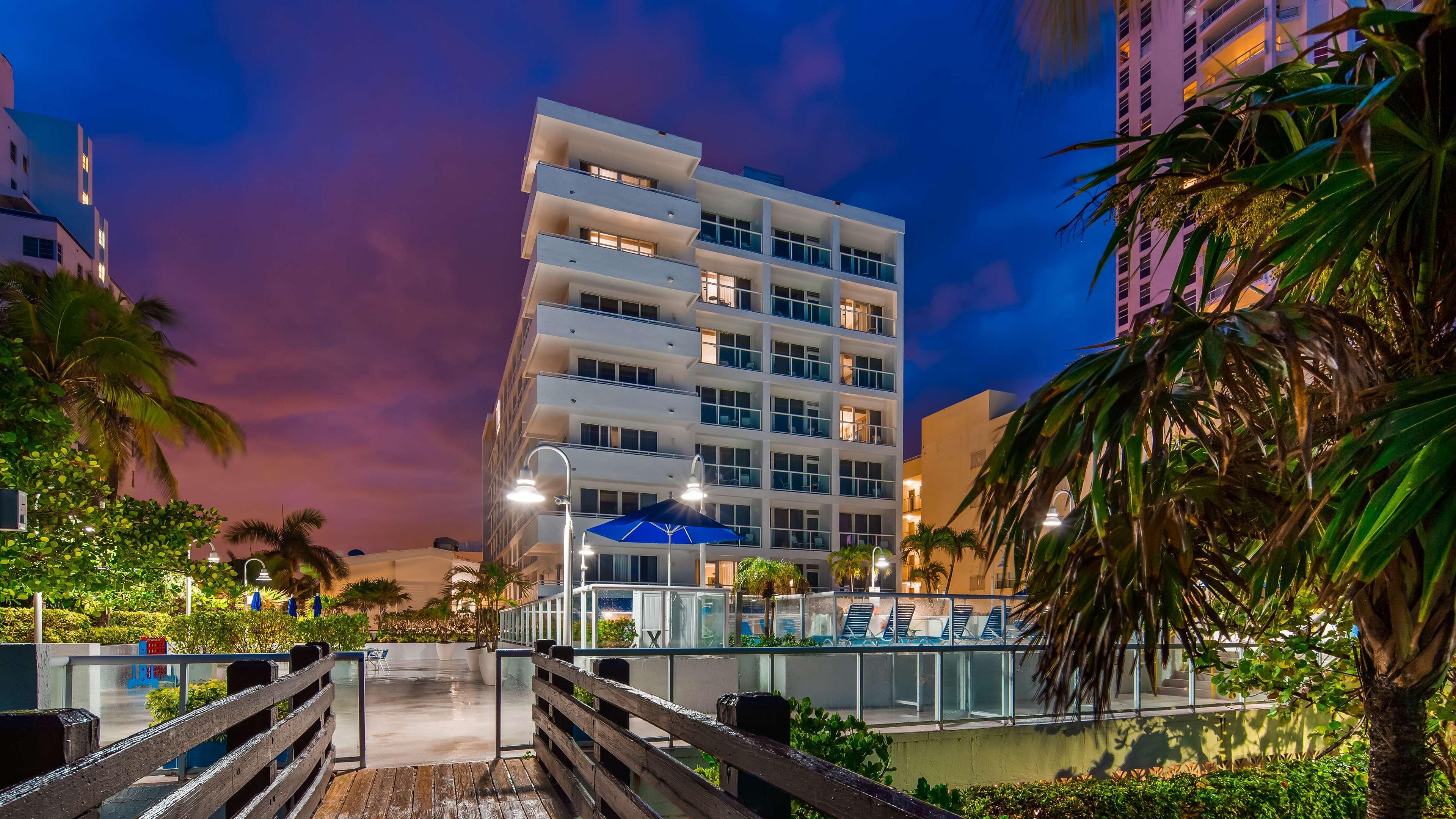 Best Western Plus Atlantic Beach Miami Beach