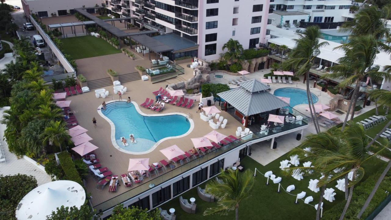 Deluxe By South Florida Vacations