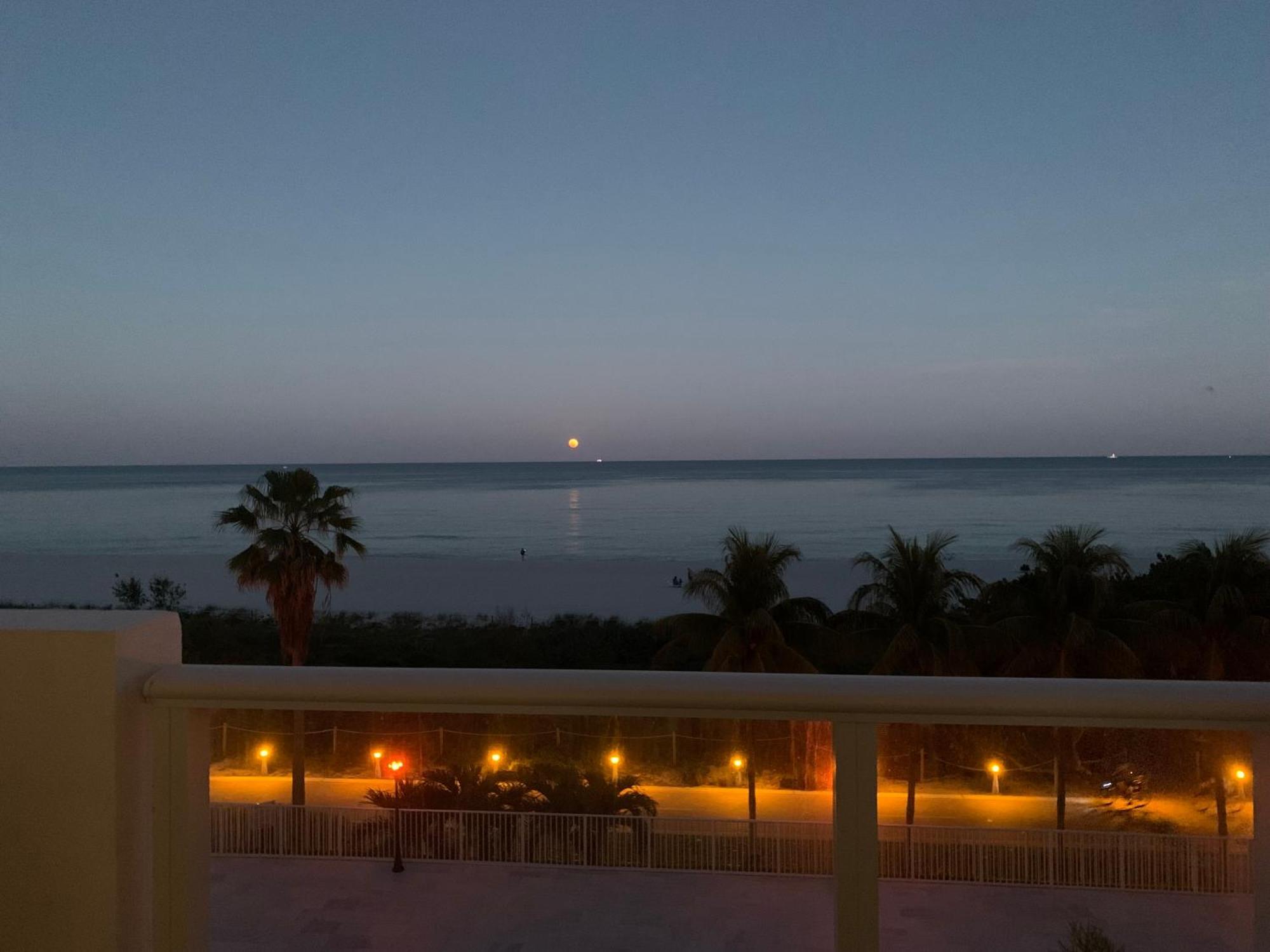 Pavilion Aparthotel Miami Beach