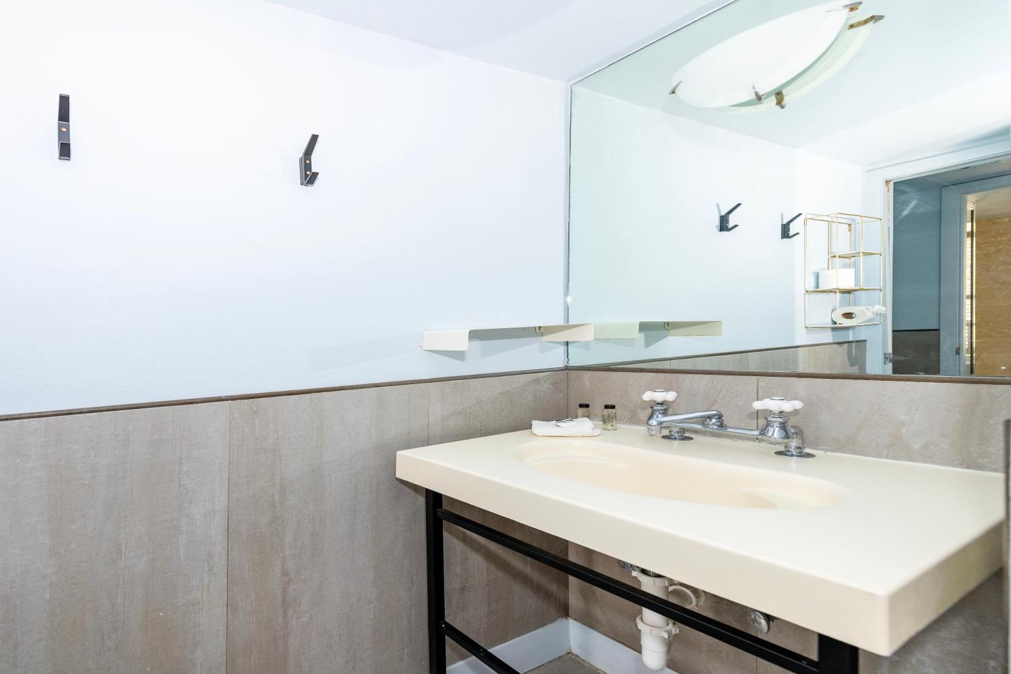 Shaomi South Apartment