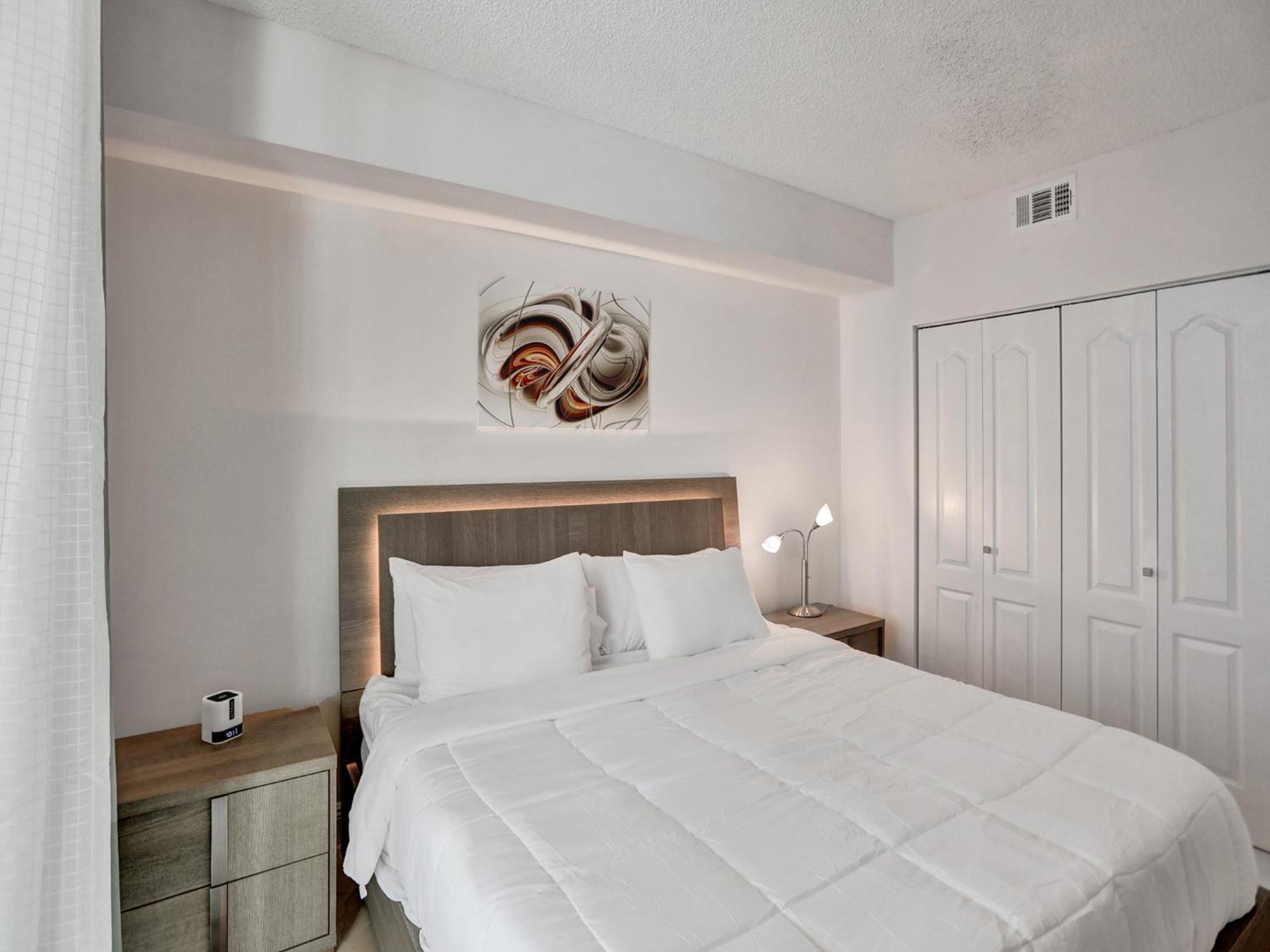 King David Sunny Isles Apartment *