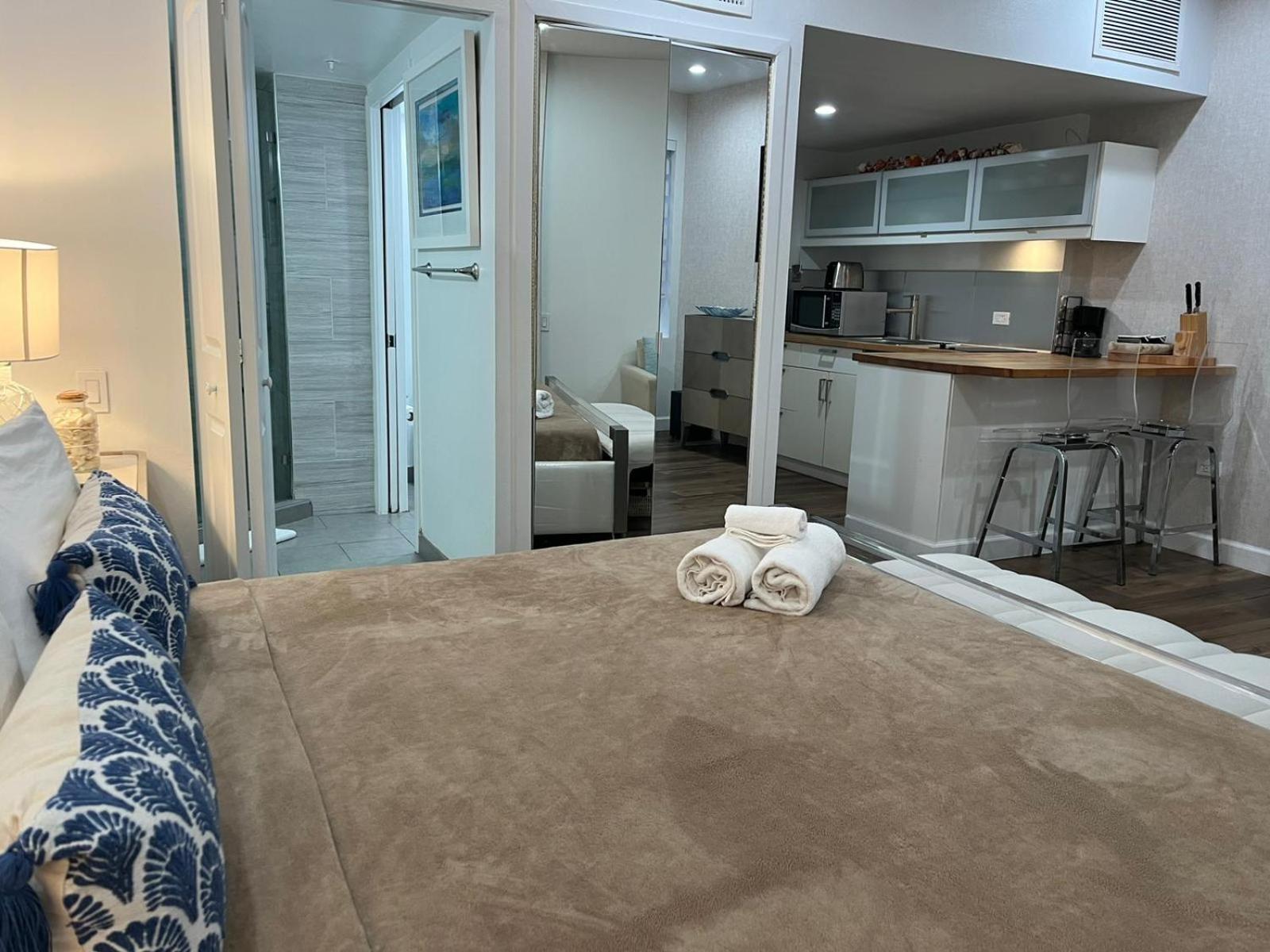 Shaomi South * Miami Beach
