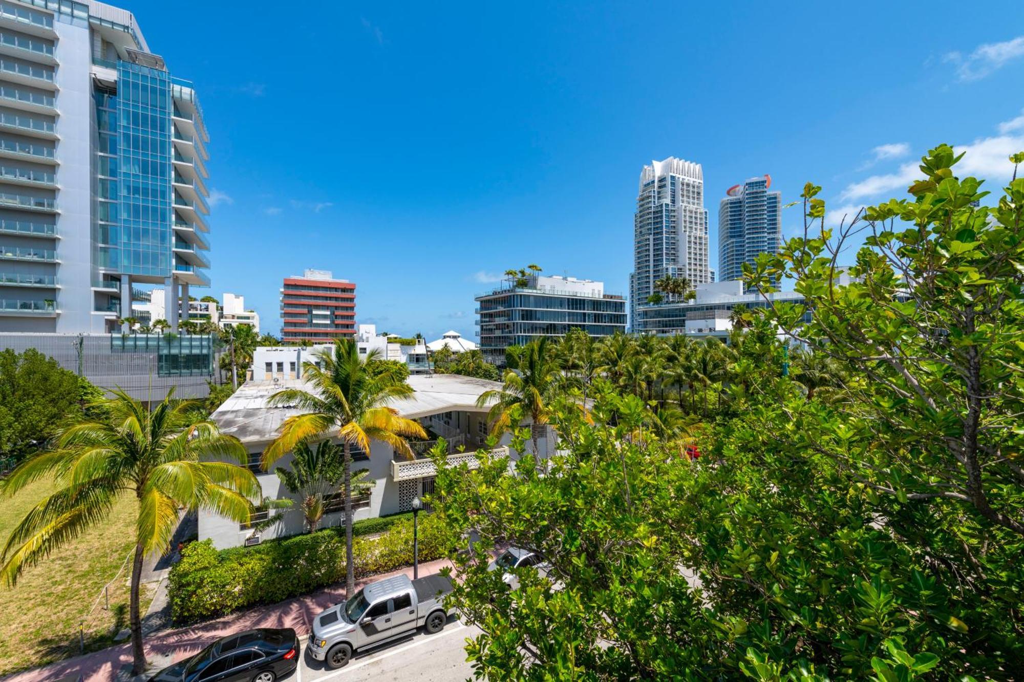 Shaomi South * Miami Beach