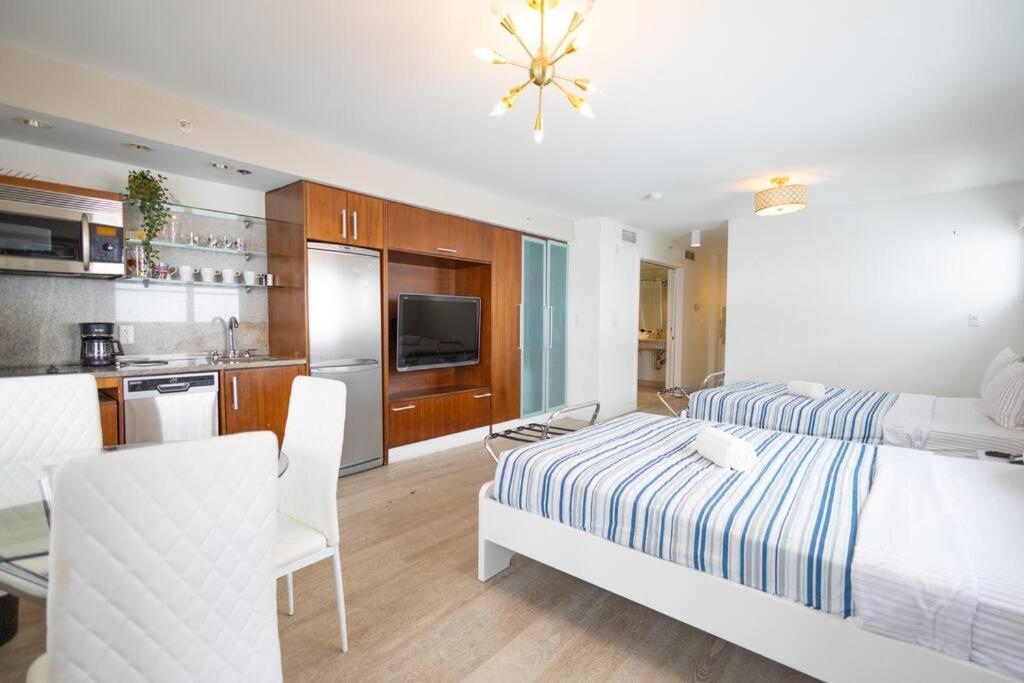 Apartment Beautiful On Ocean Dr A207