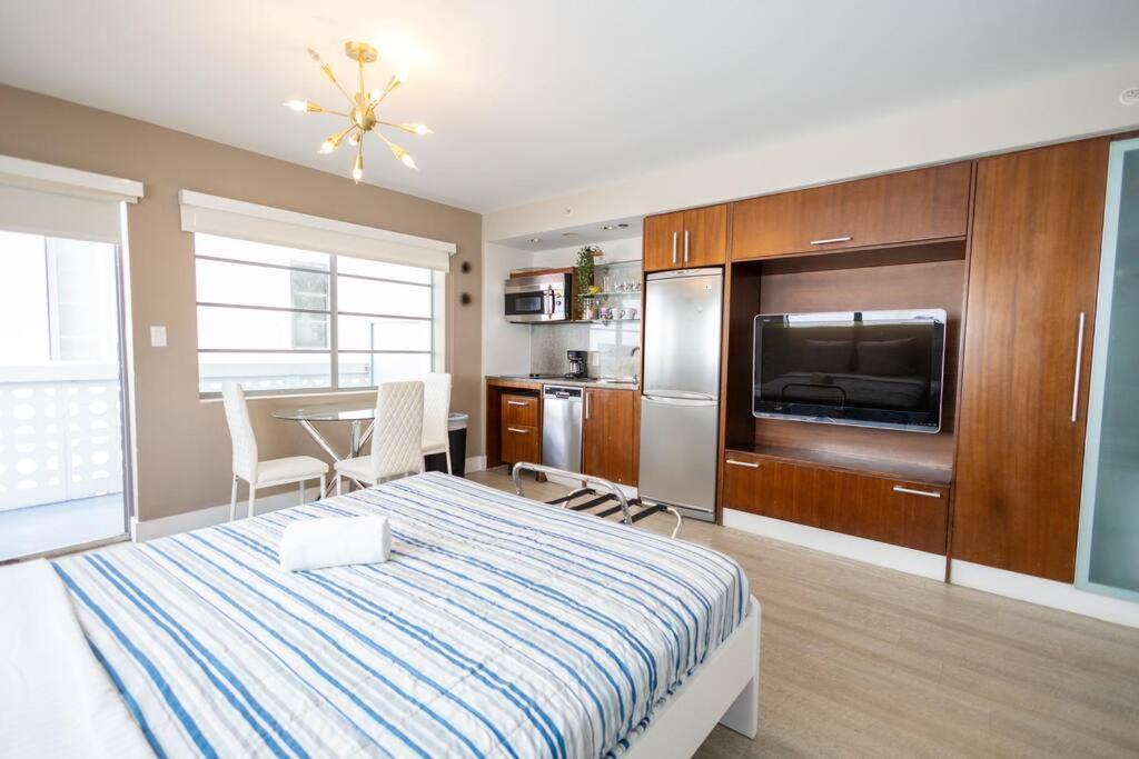 Apartment Beautiful On Ocean Dr A207