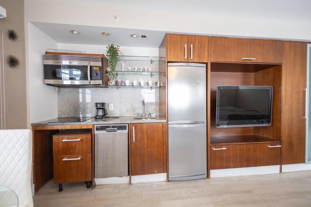 Apartment Beautiful On Ocean Dr A207 *