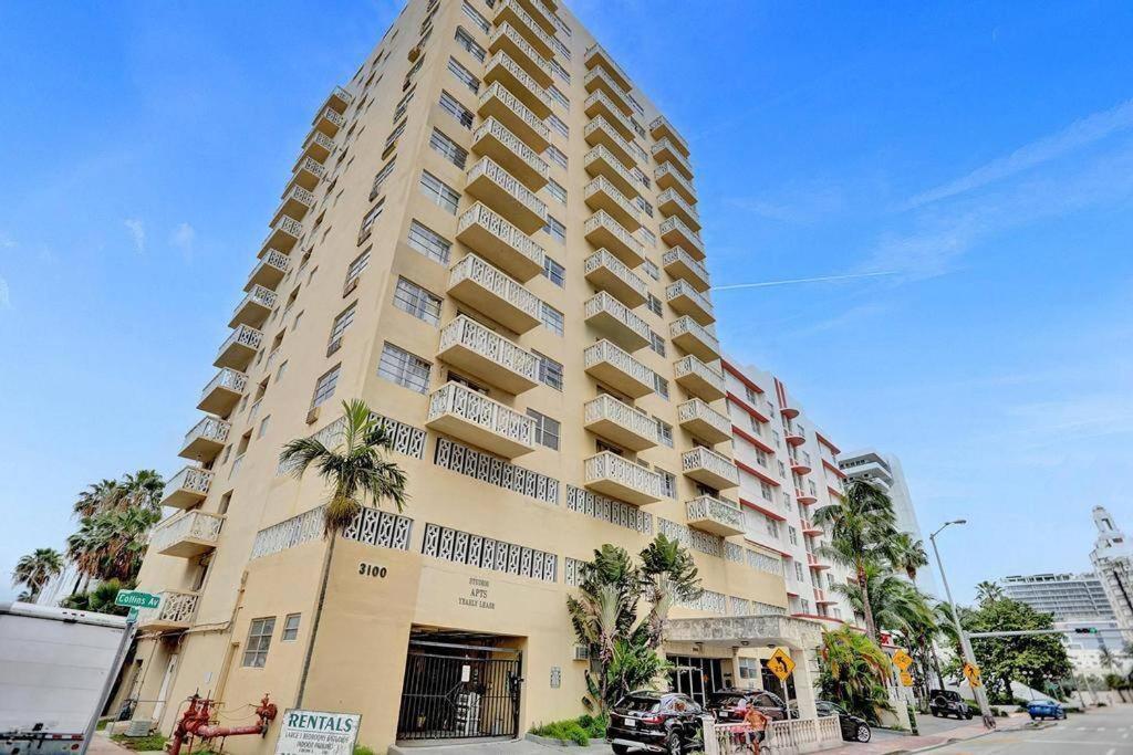 801- Miami Gem 1br 2ba, Balcony, Ocean Views Apartment *