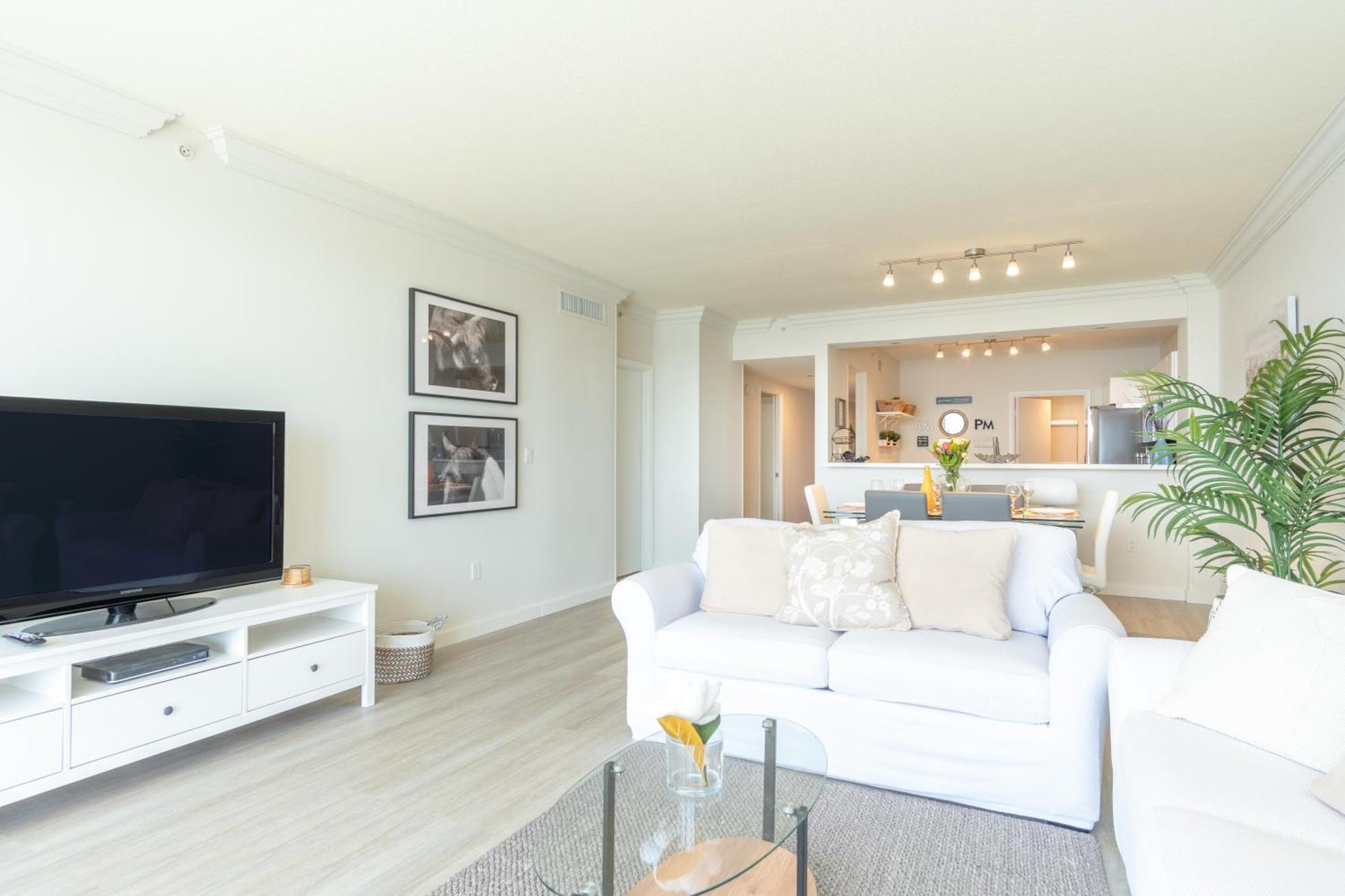 Golden Bay 42 Apartment *