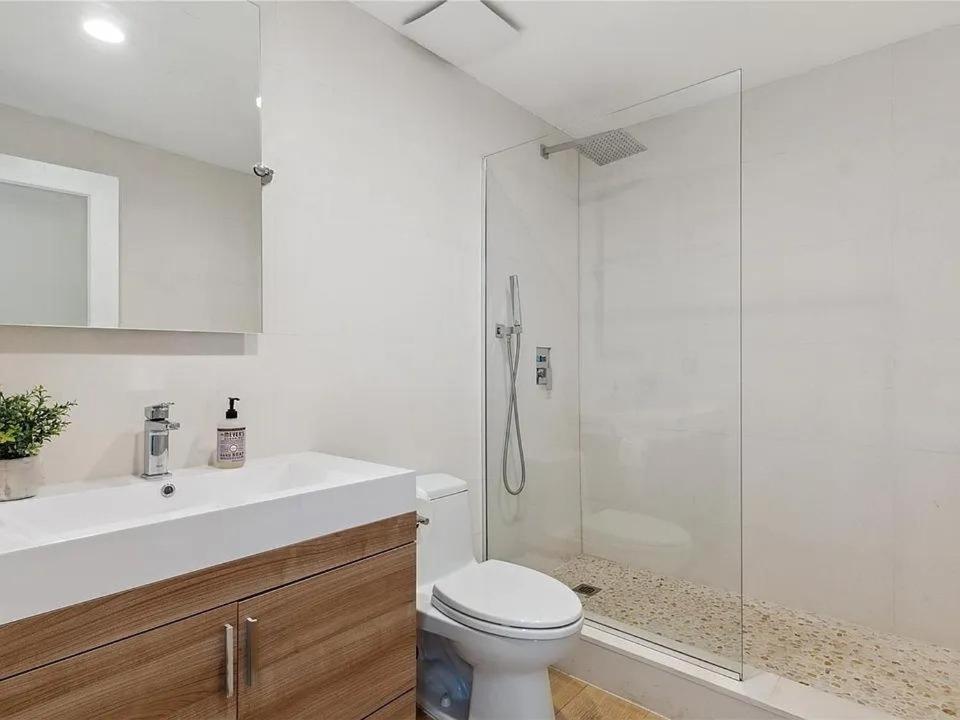Stylish Loft In South Of Fifth Apartment Miami Beach