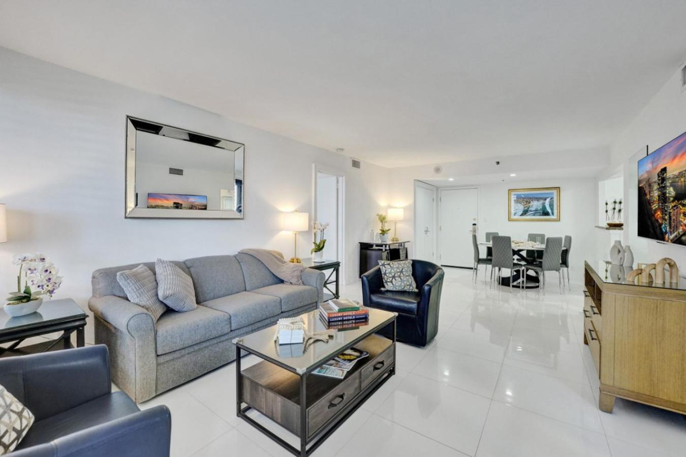 Ocean View Spacious 2 Bdr Service 609 Apartment Miami Beach