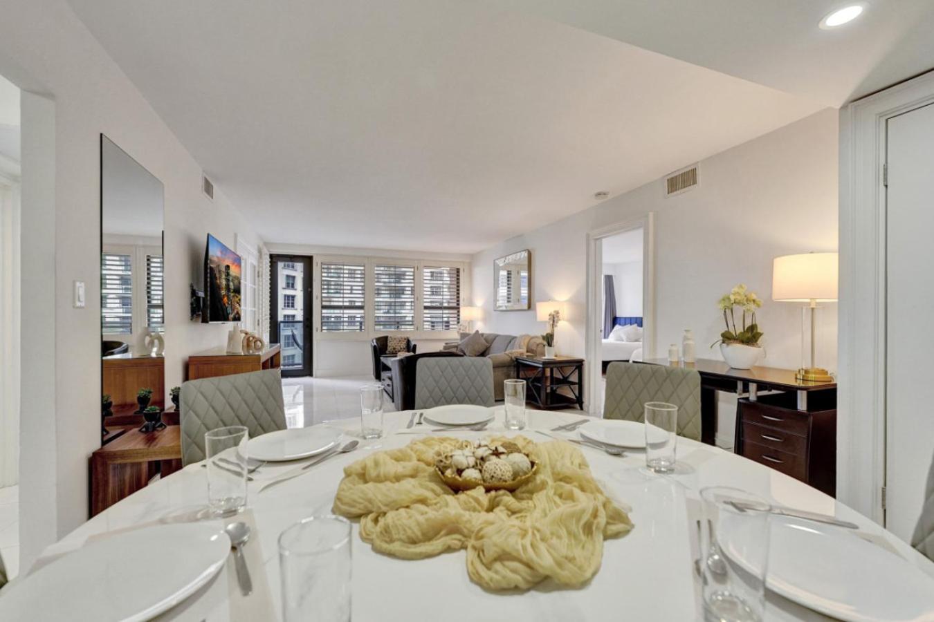 Apartment Ocean View Spacious 2 Bdr Service 609 Miami Beach
