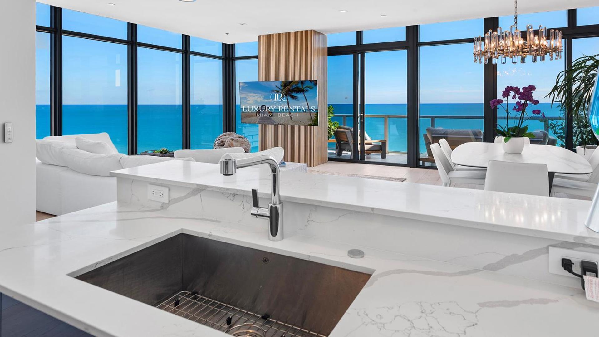 Oceanfront Private Penthouse At South -ph2006 Miami Beach
