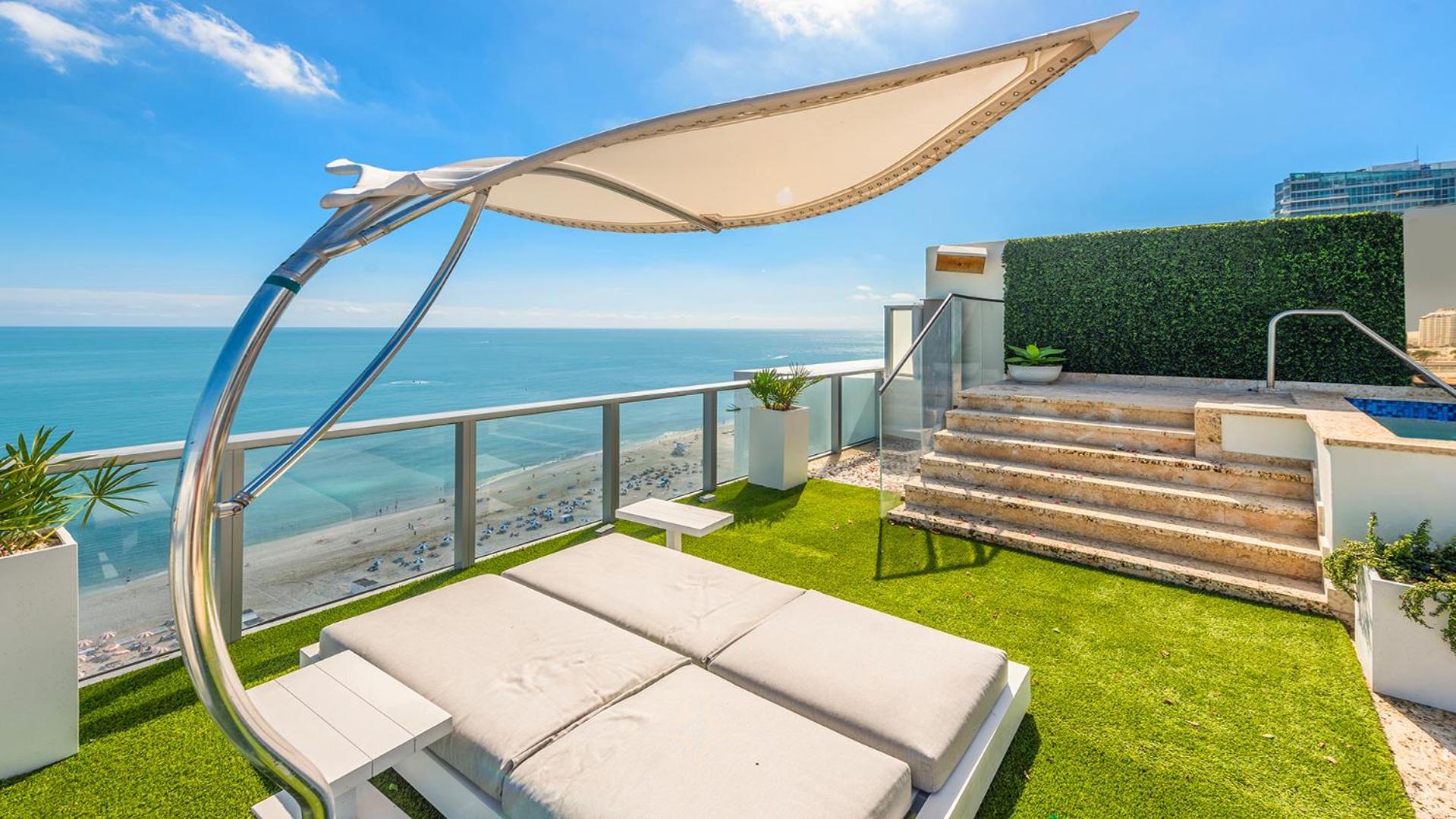 Oceanfront Private Penthouse At South -ph2006