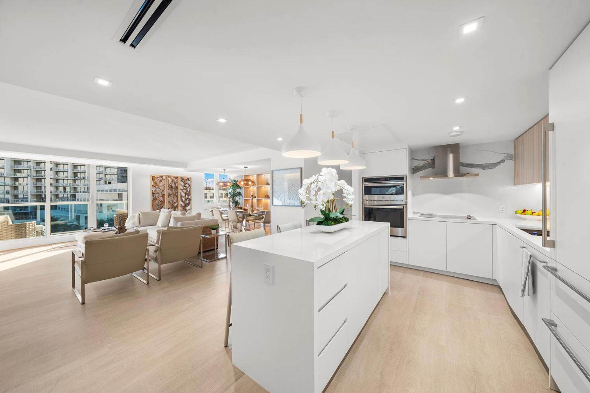 2 Bedroom Private At Roney Palace -6072b Apartment *