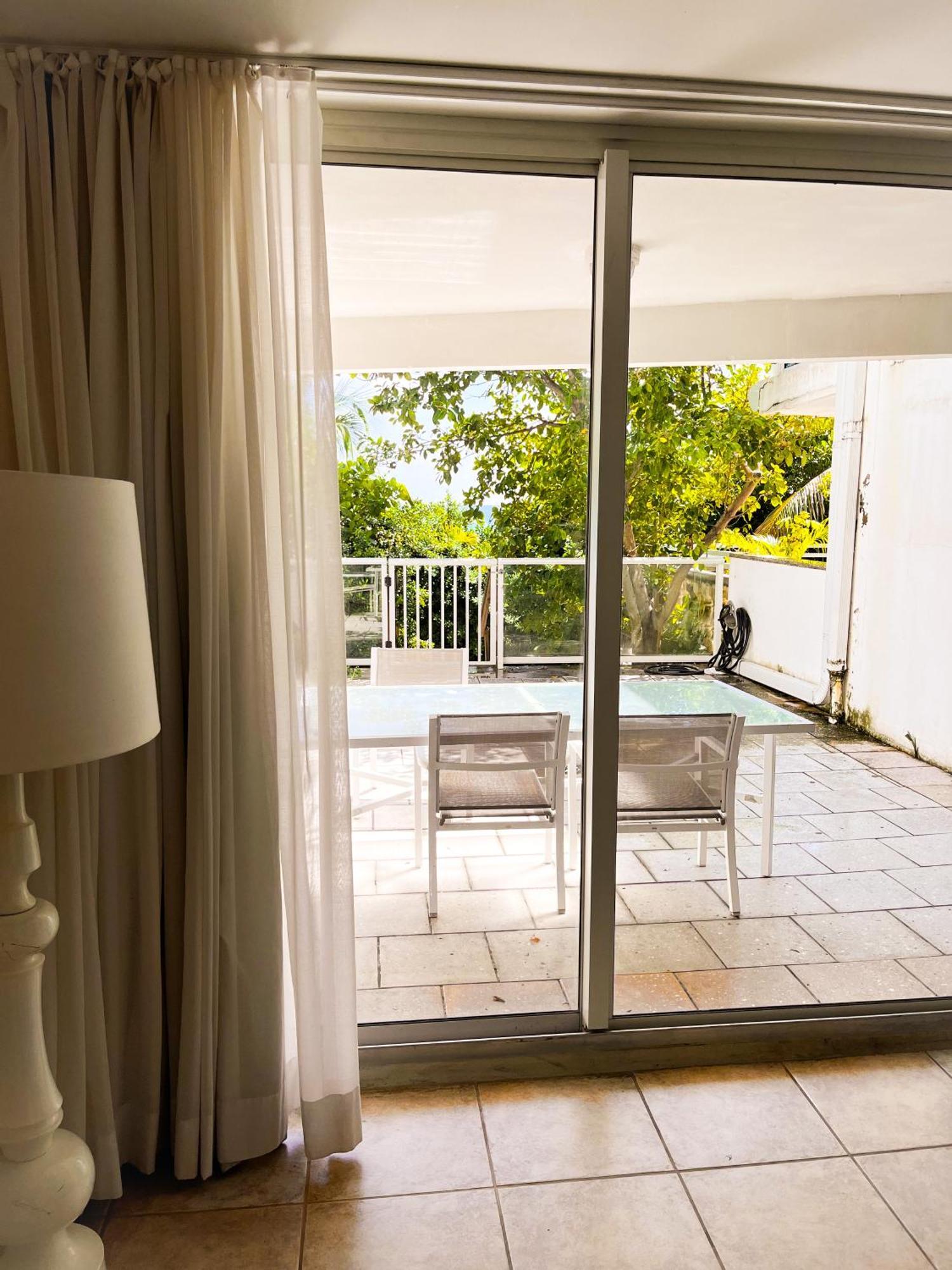 Ferienhaus Castle Pavillon 8 Beachfront - Private Access Loft With 2-story, Pool, Tennis, Free Parking Access Miami Beach